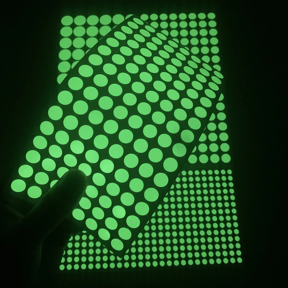1 Sheet 3D Luminous Wall Stick - مراجعة Glow In Dark Stars وسعره