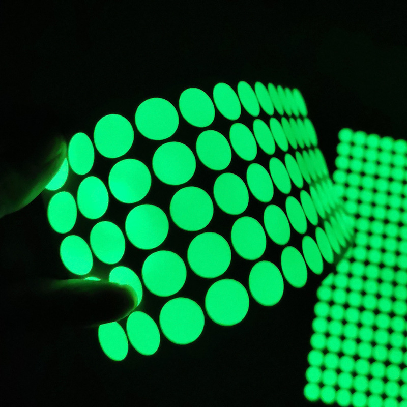 1 Sheet 3D Luminous Wall Stick - مراجعة Glow In Dark Stars وسعره