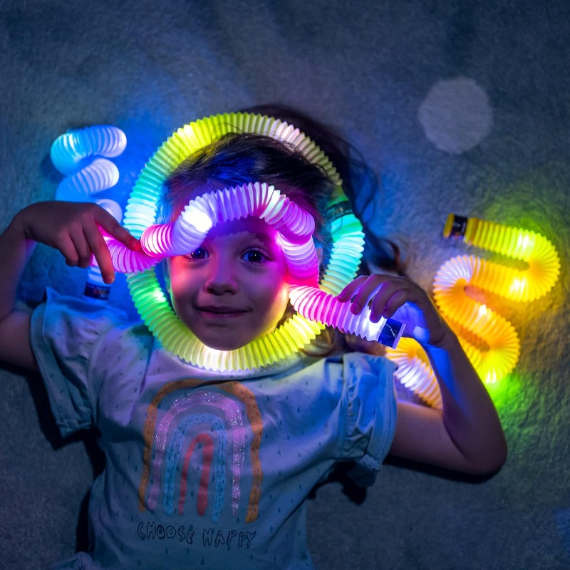 nutty toys Light Up Pop Tubes  - مراجعة Kids Toys Youtube وسعره