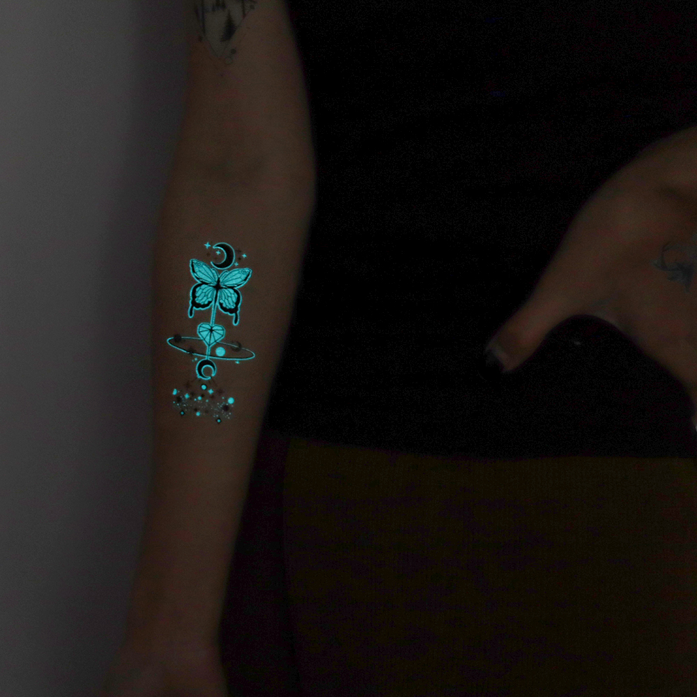 6 Sheets Glow In The Dark Butt - مراجعة Glow In Dark Stars وسعره