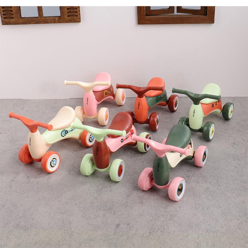 1Pcs Simulation Mini Cute Kids - مراجعة Kids Toys Scooter وسعره