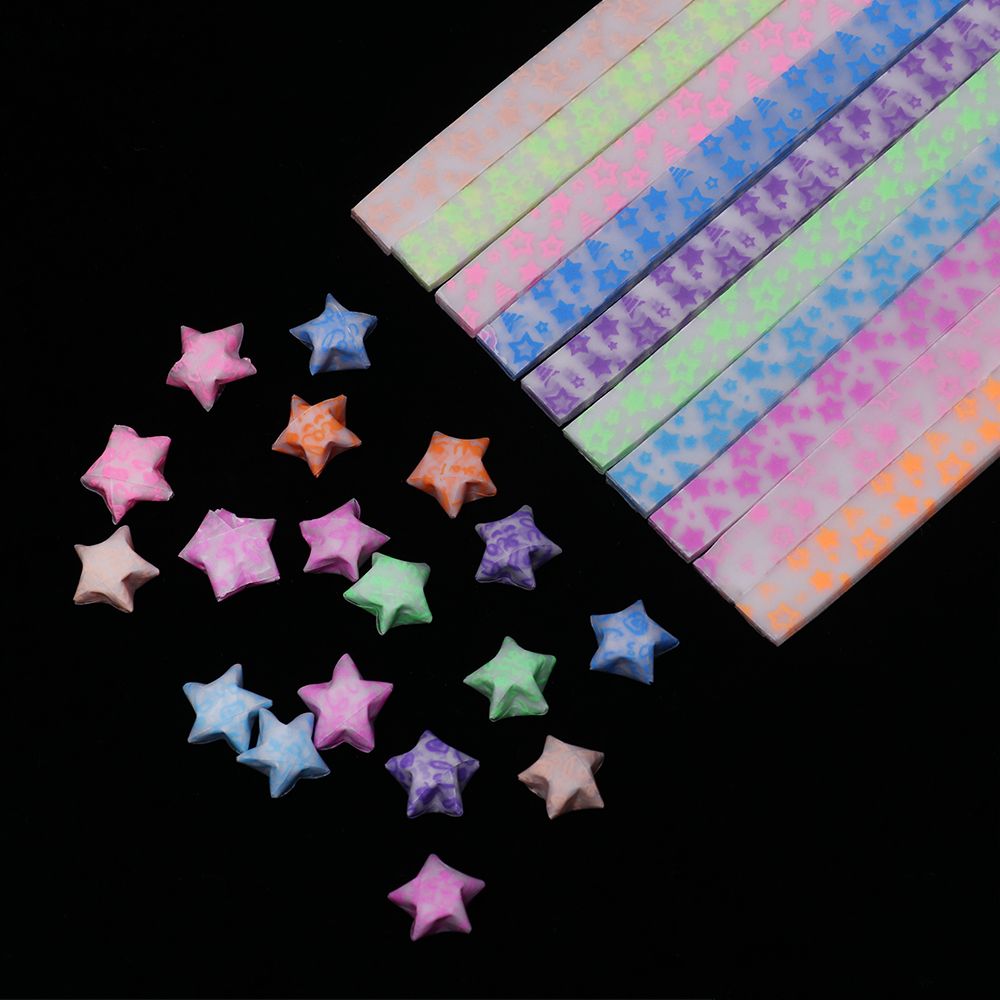 210pcs/lot Glow in Dark Lucky  - مراجعة Glow In Dark Stars وسعره
