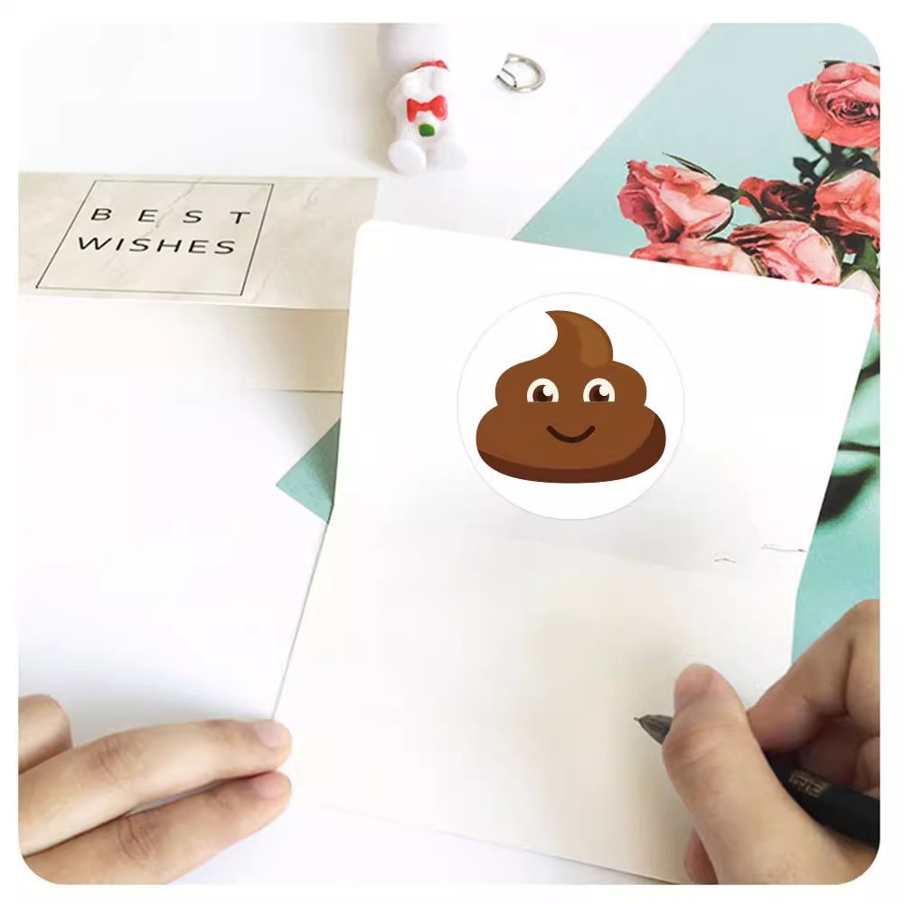 100-500pcs Funny Poop Cartoon  - مراجعة Kids Toys Laptop وسعره