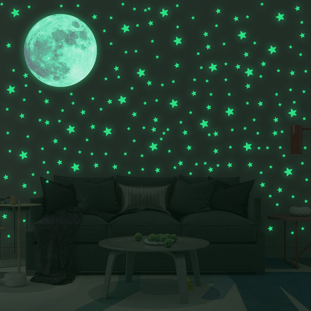 Luminous Moon Stars Wall Stick - مراجعة Glow In Dark Stars وسعره
