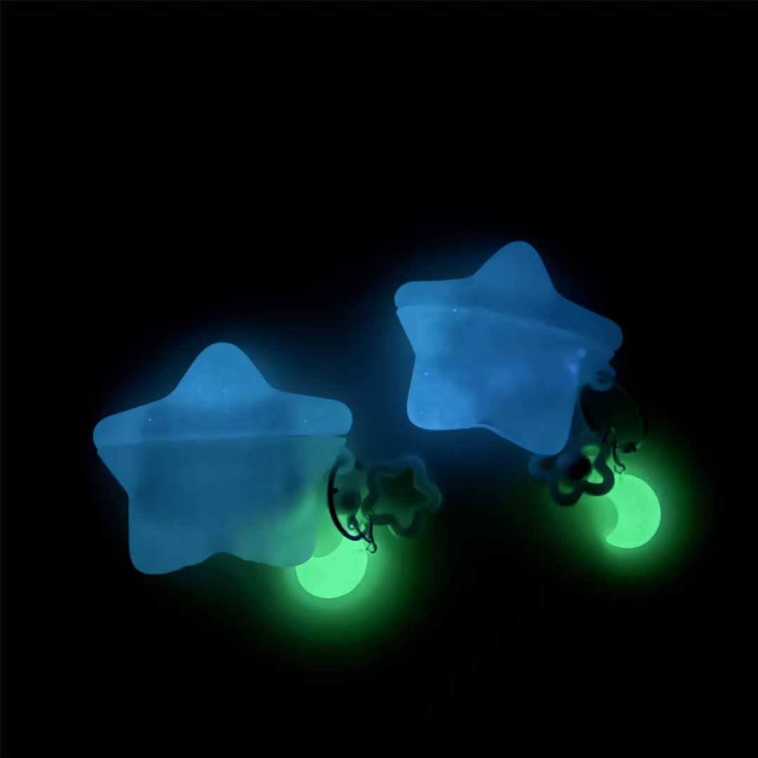 Glow in Dark Star Silicone Ear - مراجعة Glow In Dark Stars وسعره