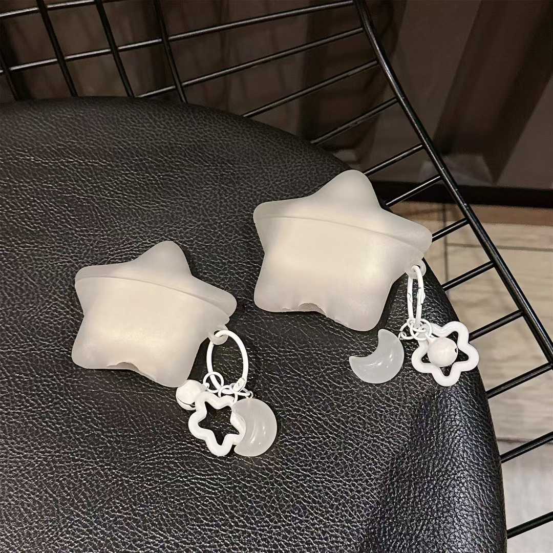 Glow in Dark Star Silicone Ear - مراجعة Glow In Dark Stars وسعره